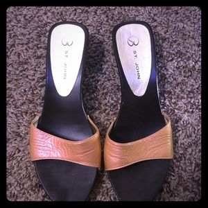 St. John wooden clogs size 7.5